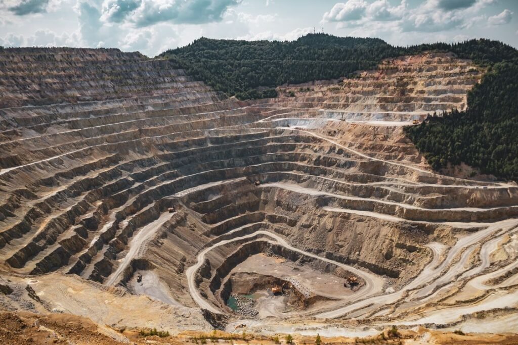 Global Critical Minerals Availability Database